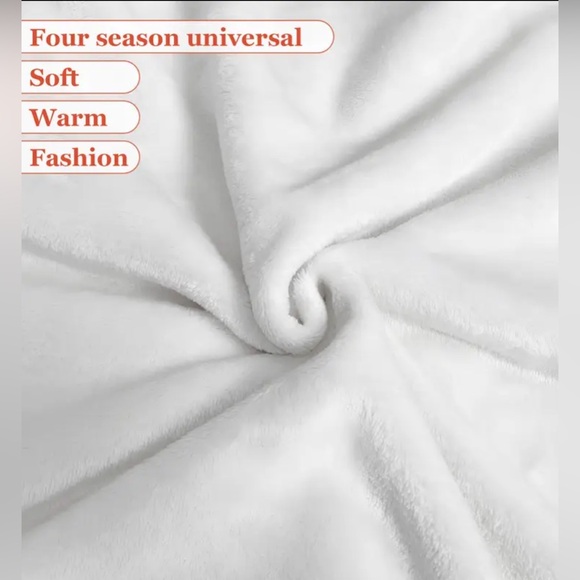 Purple and Black Leopard Print Blanket - Picture 2 of 5